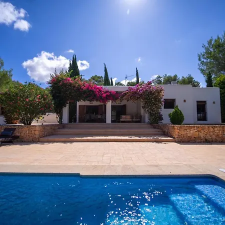 Tegui Is A Luxury Close To San Rafael And 10 Min Drive To Ibiza Town And San Antonio Villa San Rafael De Sa Creu