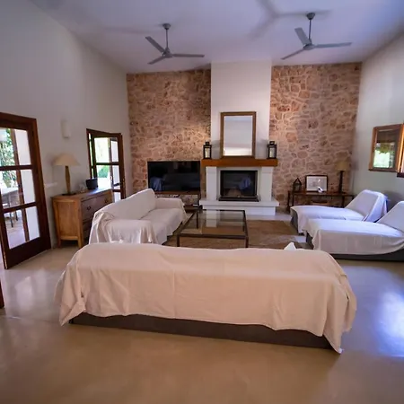 Tegui Is A Luxury Close To San Rafael And 10 Min Drive To Ibiza Town And San Antonio